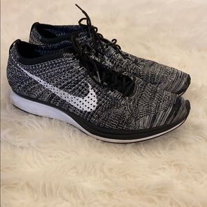 Men’s Nike fly knit racer 2.0 (Oreo)